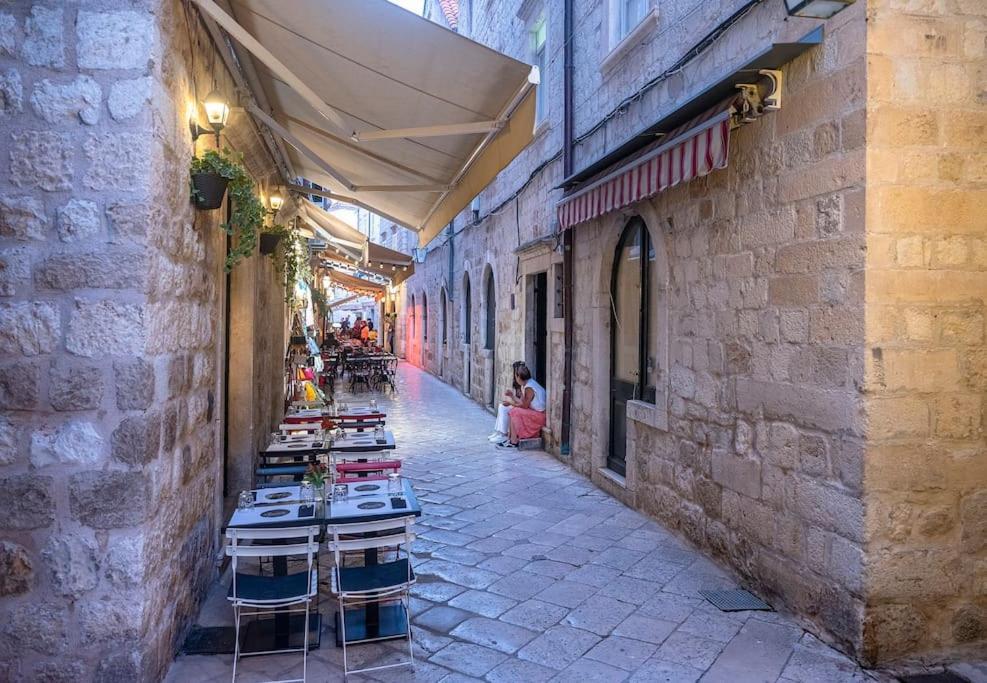 Flora-Heartbeat Old City Three Bedrooms Apartment Ragusa Esterno foto