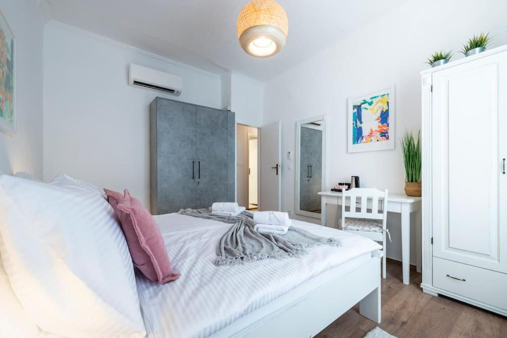 Flora-Heartbeat Old City Three Bedrooms Apartment Ragusa Esterno foto