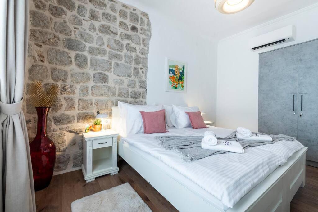 Flora-Heartbeat Old City Three Bedrooms Apartment Ragusa Esterno foto